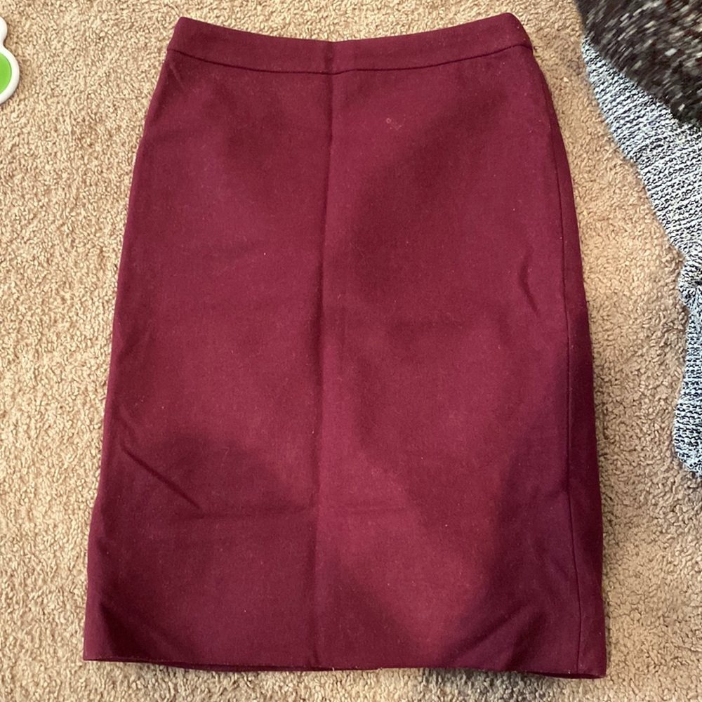 Maroon wool pencil skirt